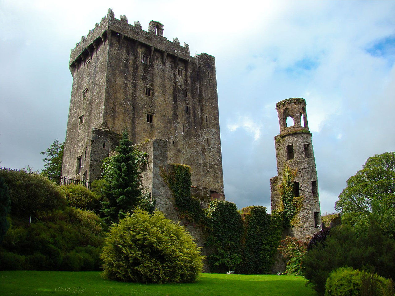 Irish Landmarks - From Limerick to Kilkenny!  Blarney2